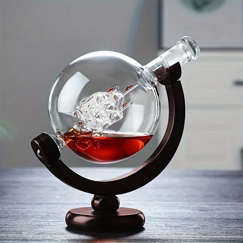 Globe Shaped Whiskey Decanter  - Whiskey Stone Set recensione e prezzo
