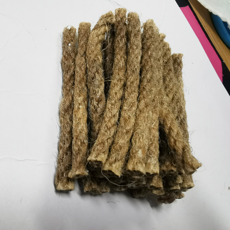Outdoor Mini Wax Hemp Rope Por - Whiskey Stone Set recensione e prezzo