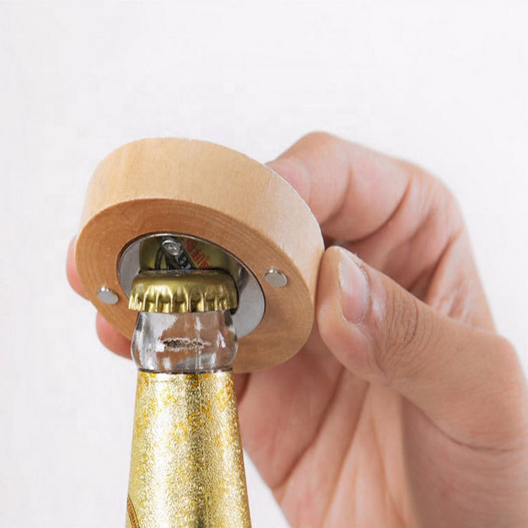 30Pcs Magnet Bottle Opener Woo - Wine Beer Fridge recensione e prezzo